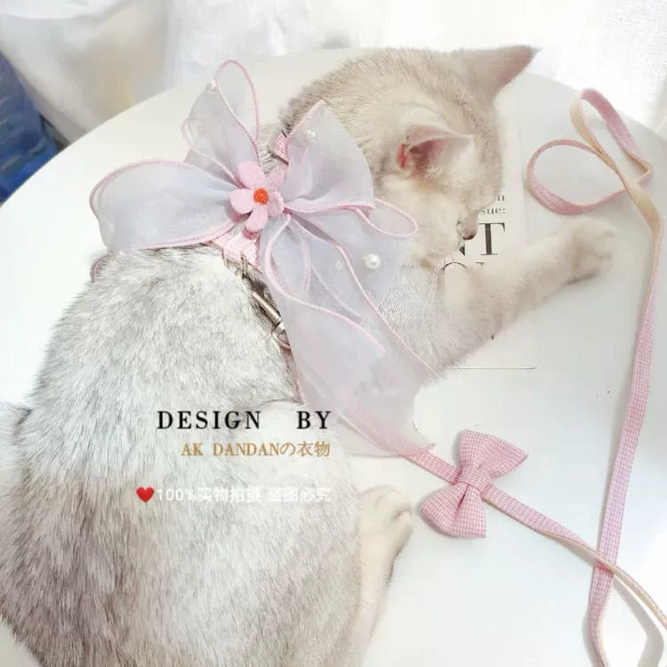 Hand-made romantic leash, bow out cat/dog breathable pet dog chain clothes