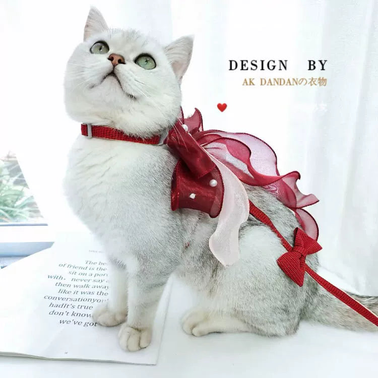 Hand-made romantic leash, bow out cat/dog breathable pet dog chain clothes
