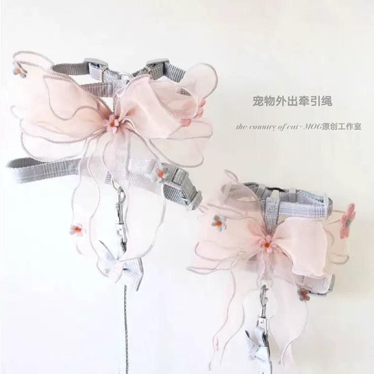 Hand-made romantic leash, bow out cat/dog breathable pet dog chain clothes