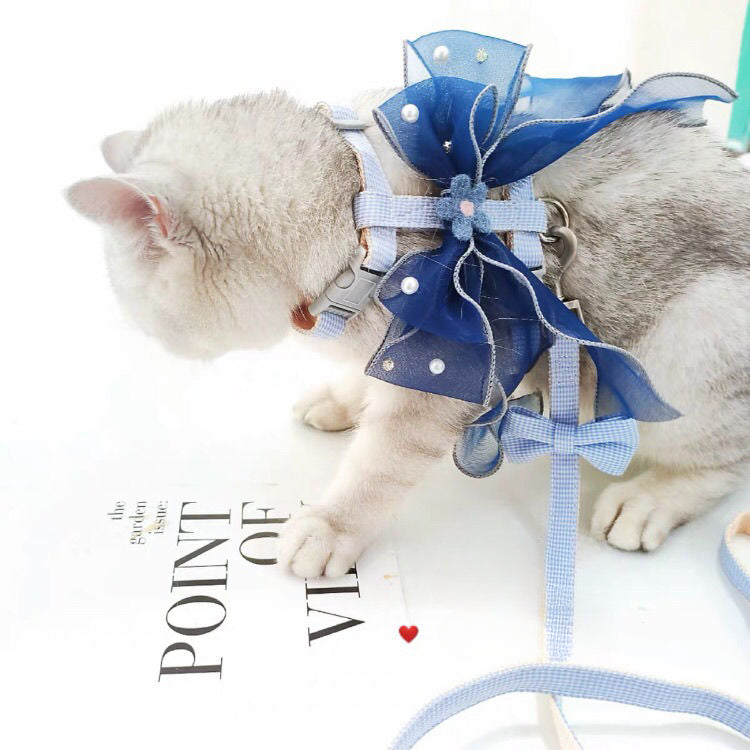 Hand-made romantic leash, bow out cat/dog breathable pet dog chain clothes