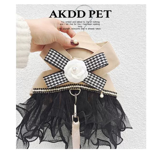 Hand-made cat/dog vest type leash, anti-break free small dog chest strap, princess dress clothes