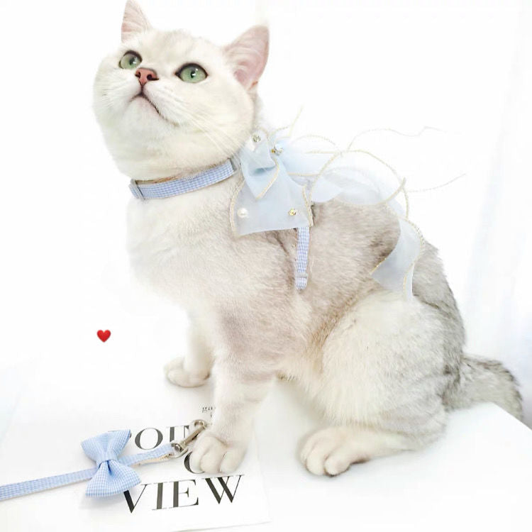 Hand-made romantic leash, bow out cat/dog breathable pet dog chain clothes